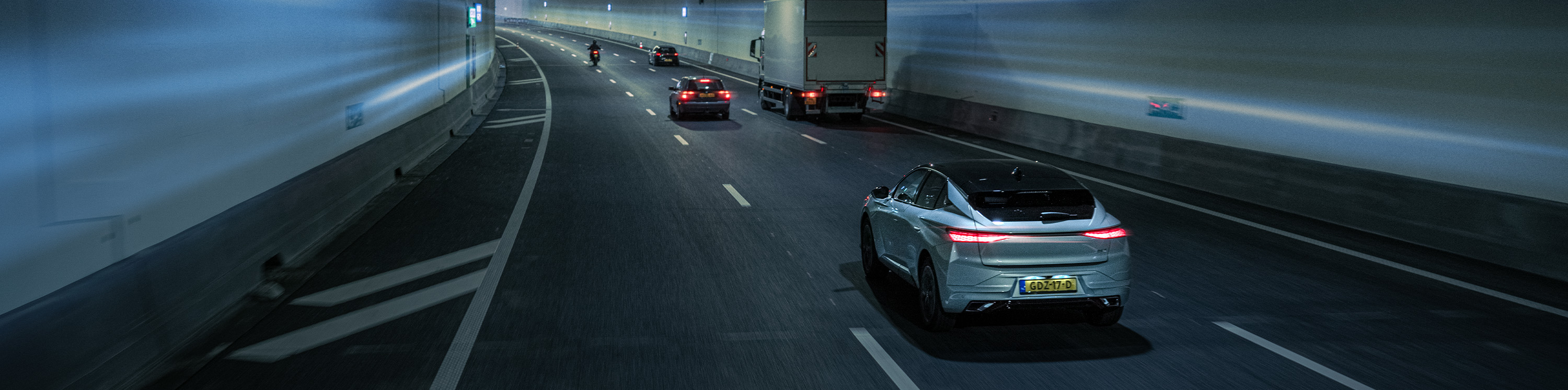 Vehicles driving through the tunnel of the A24